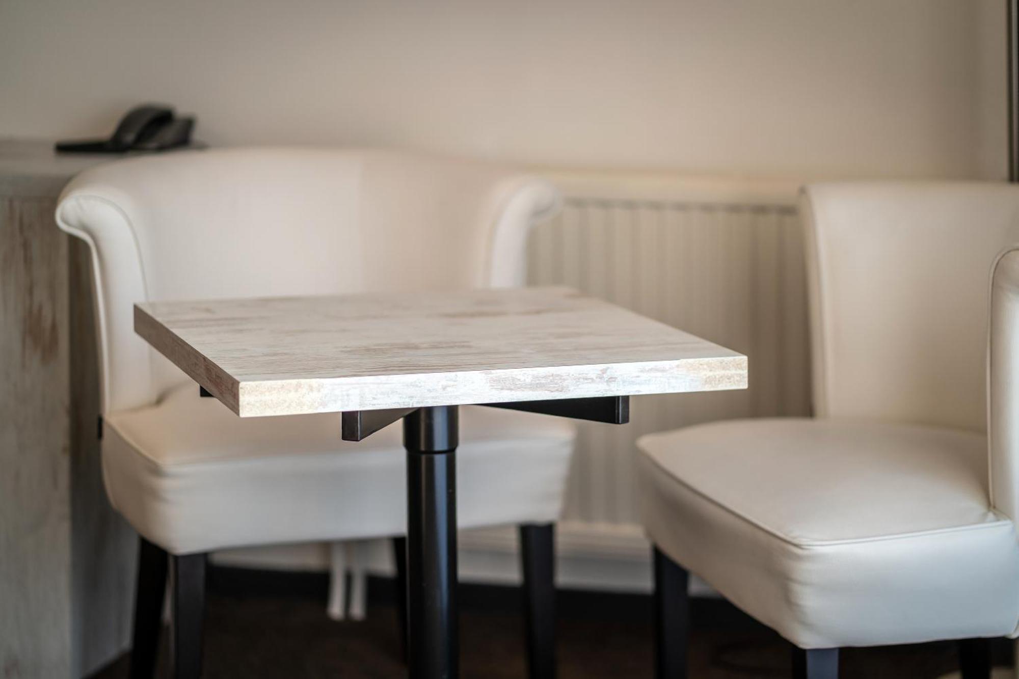 Hotel Boschrand De Koog  Room photo